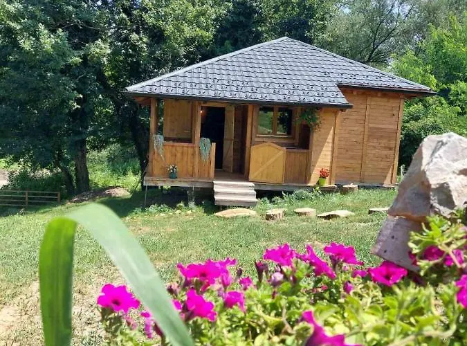 Marš Na Drinu 度假居 巴伊纳巴什塔