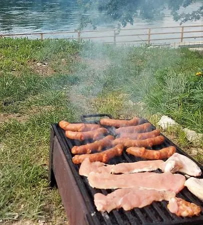 Vikendica Mars Na Drinu